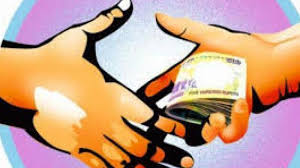 Talathi detained after accepting bribe | लाच स्वीकारताना तलाठी अटकेत Talathi detained after accepting bribe | लाच स्वीकारताना तलाठी अटकेत